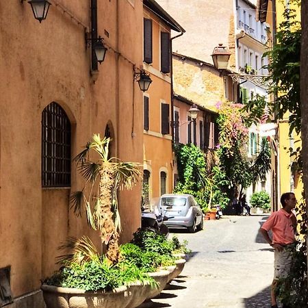 Rione VI Loft Apartment Rome Bagian luar foto